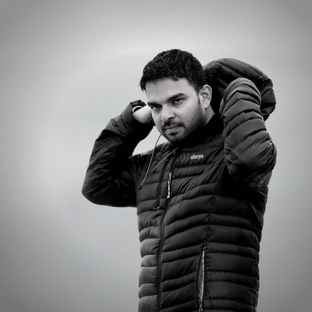 HERMIS HARIDAS Author of The Arabian Trails and The Big Cat Trails Hermis is a self-taught nature photographer. He is passionate about capturing moments on camera hitherto uncaptured. He’s deeply involved in nature and bird photography, travelling around constantly. Hermis believes in the adage that ‘practice makes perfect’ and there isn’t a day in his life where he’s not peeping at the world through his ‘third eye’. His trips to exotic wildlife locations – the Middle East, Russia, Sri Lanka, India, Indonesia and all over Africa – have given him the opportunity to understand the subtle nuances of wildlife photography. His work has been published in various international publications. Instagram: @hermis.haridas @pawstrails
