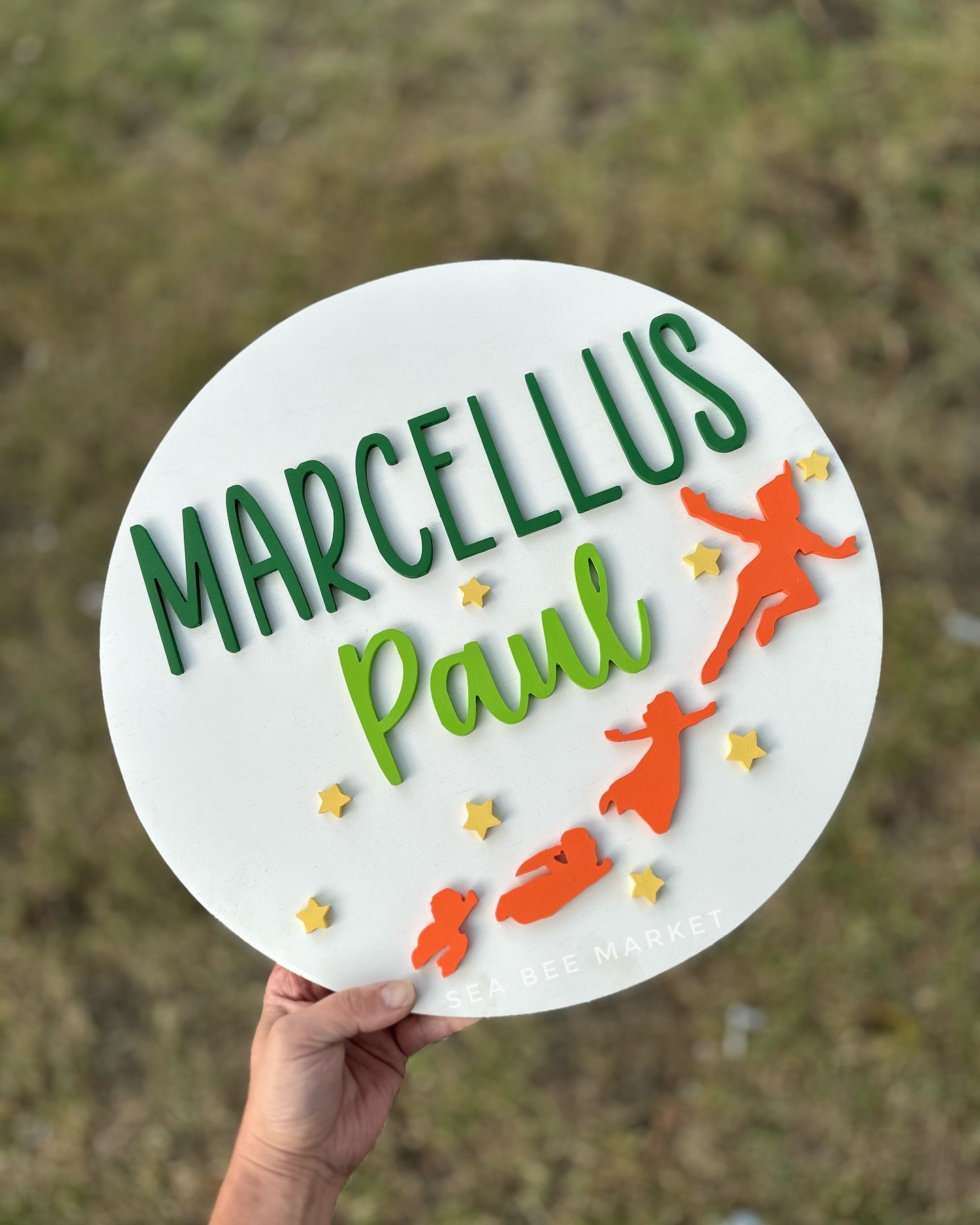My childhood best friend (literally since I was 8) is FINALLY getting the baby she&rsquo;s dreamed of and worked so hard for ❤️. She asked me for a Peter Pan themed name plaque &amp; I also painted this little watercolor for baby Marcellus to match h