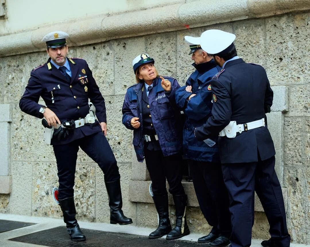 Leaning Power of Polizia