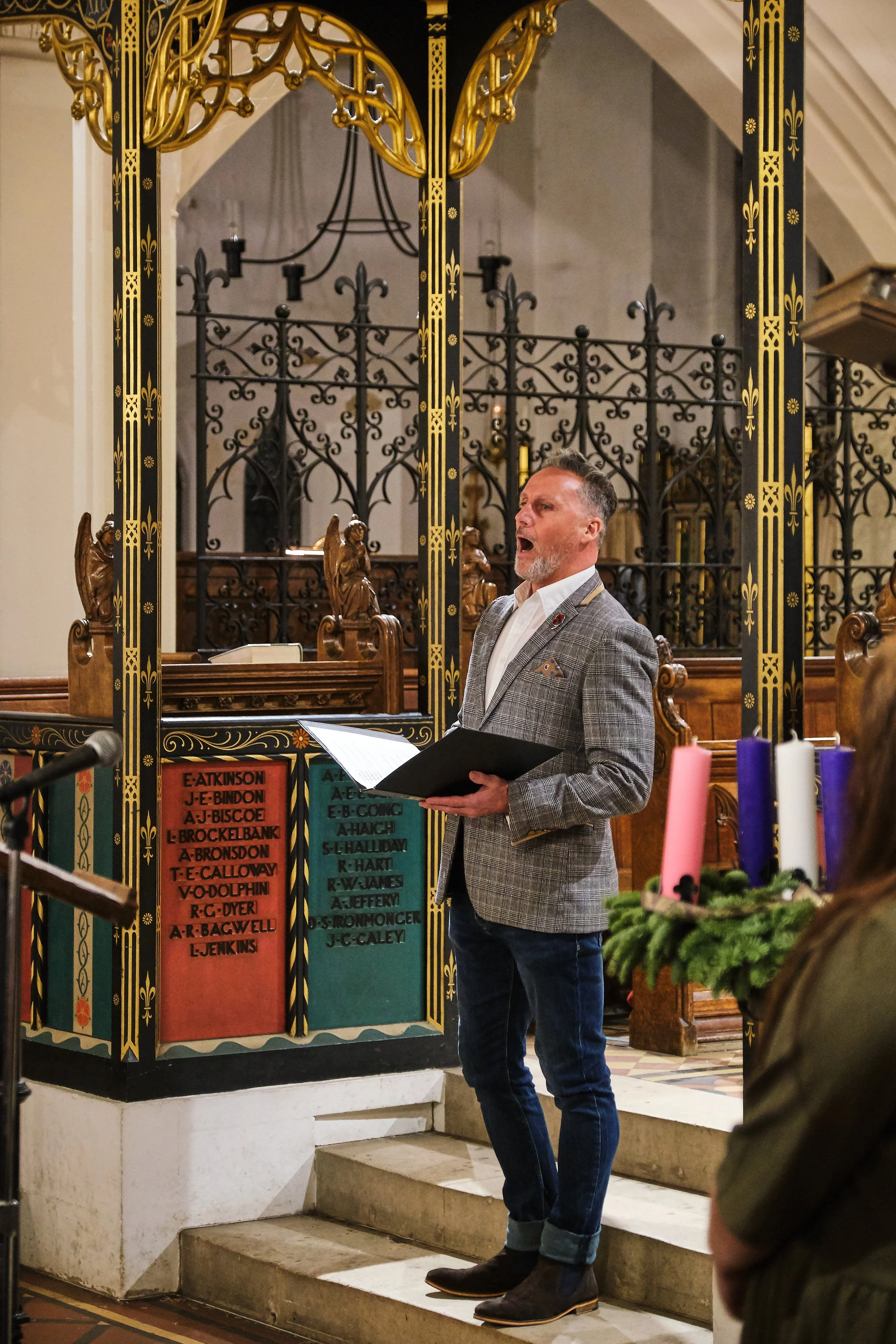 191206_Maypole Project_Christmas Carol_08.jpg