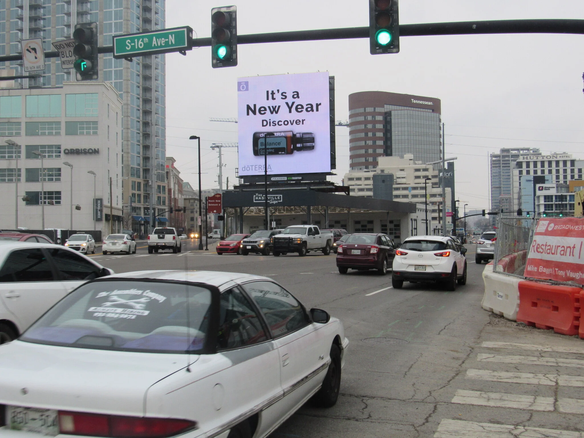 doTerra The Nashville Sign Distance 1_11_21.jpg
