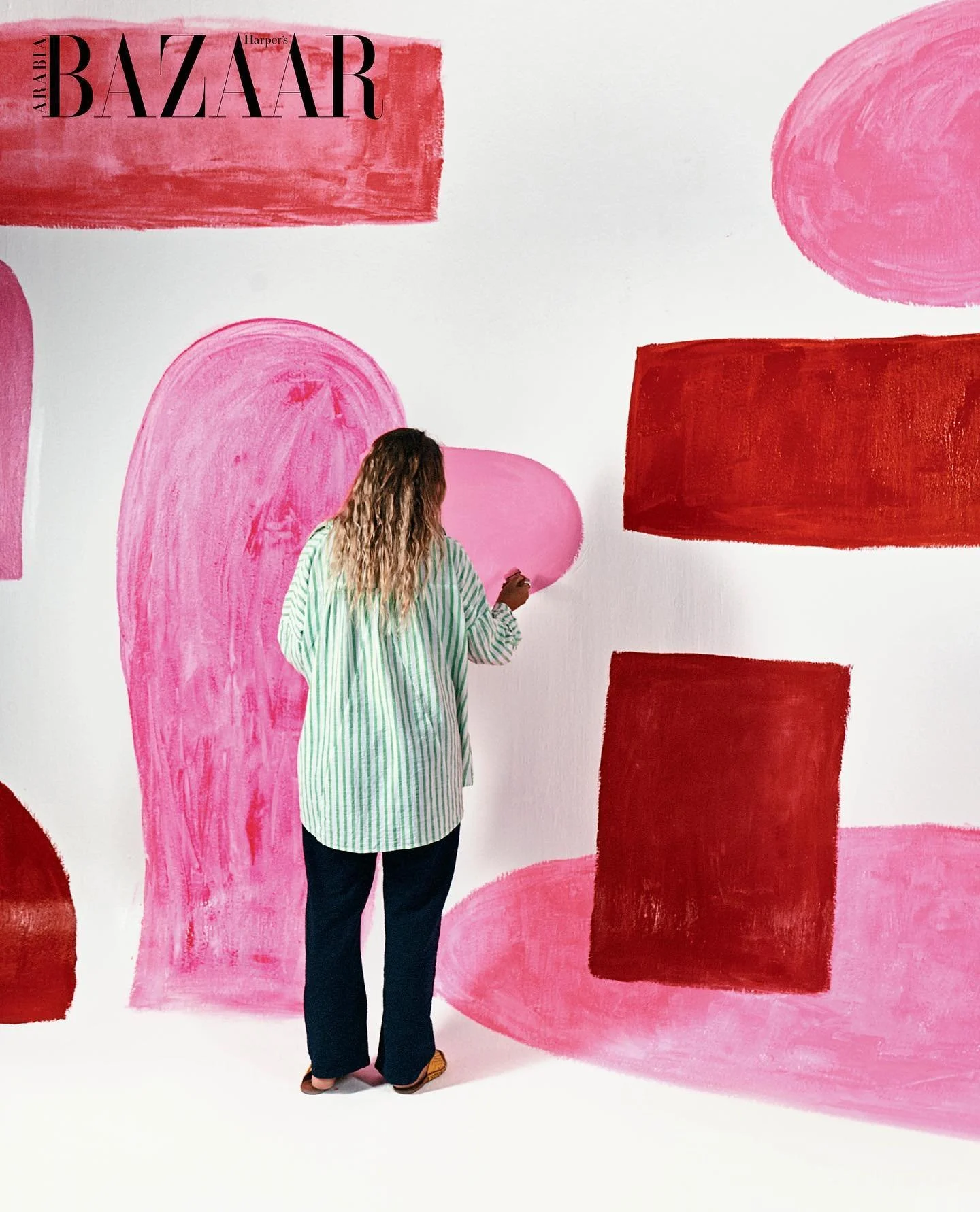 Thats HOT &hellip;&hellip;..Sada sa sada sa 💗
Thanks to the beautiful @harpersbazaararabia for including me in your art editorial which aligns very nicely with the juicy art month of March here in the region. 
As always there&rsquo;s a hardworking c