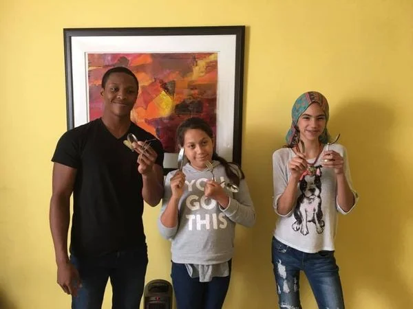 spoon bending kids.jpeg