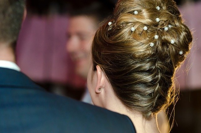 wedding hair do 3.jpg