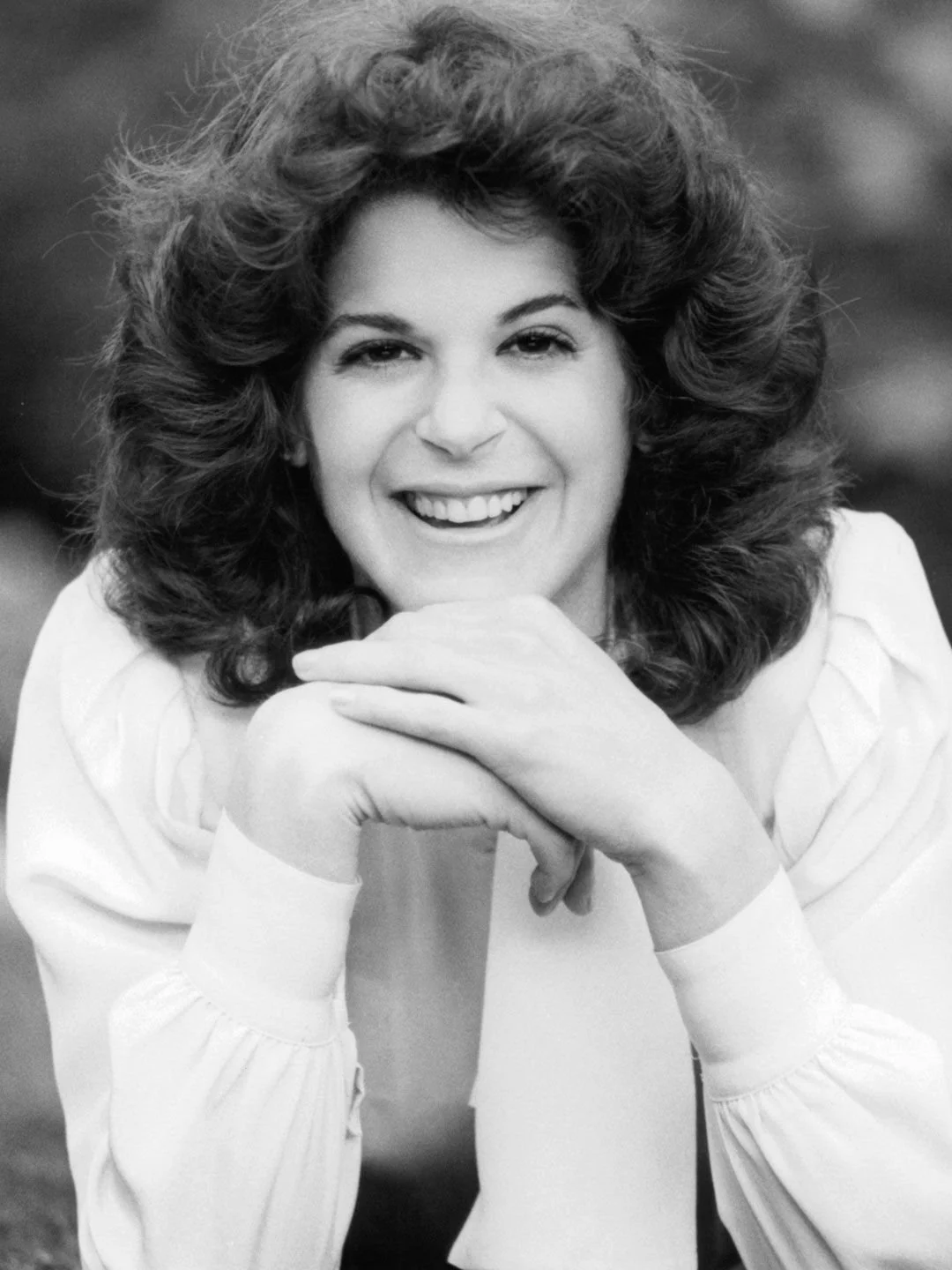 gilda radner on tv 1972.jpg