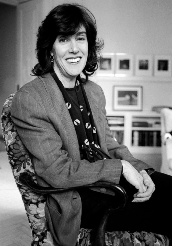 Nora Ephron posing in black and white.jpg