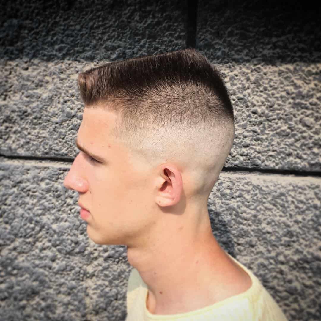 Male haircut soldier hi-res stock photography and images - Alamy