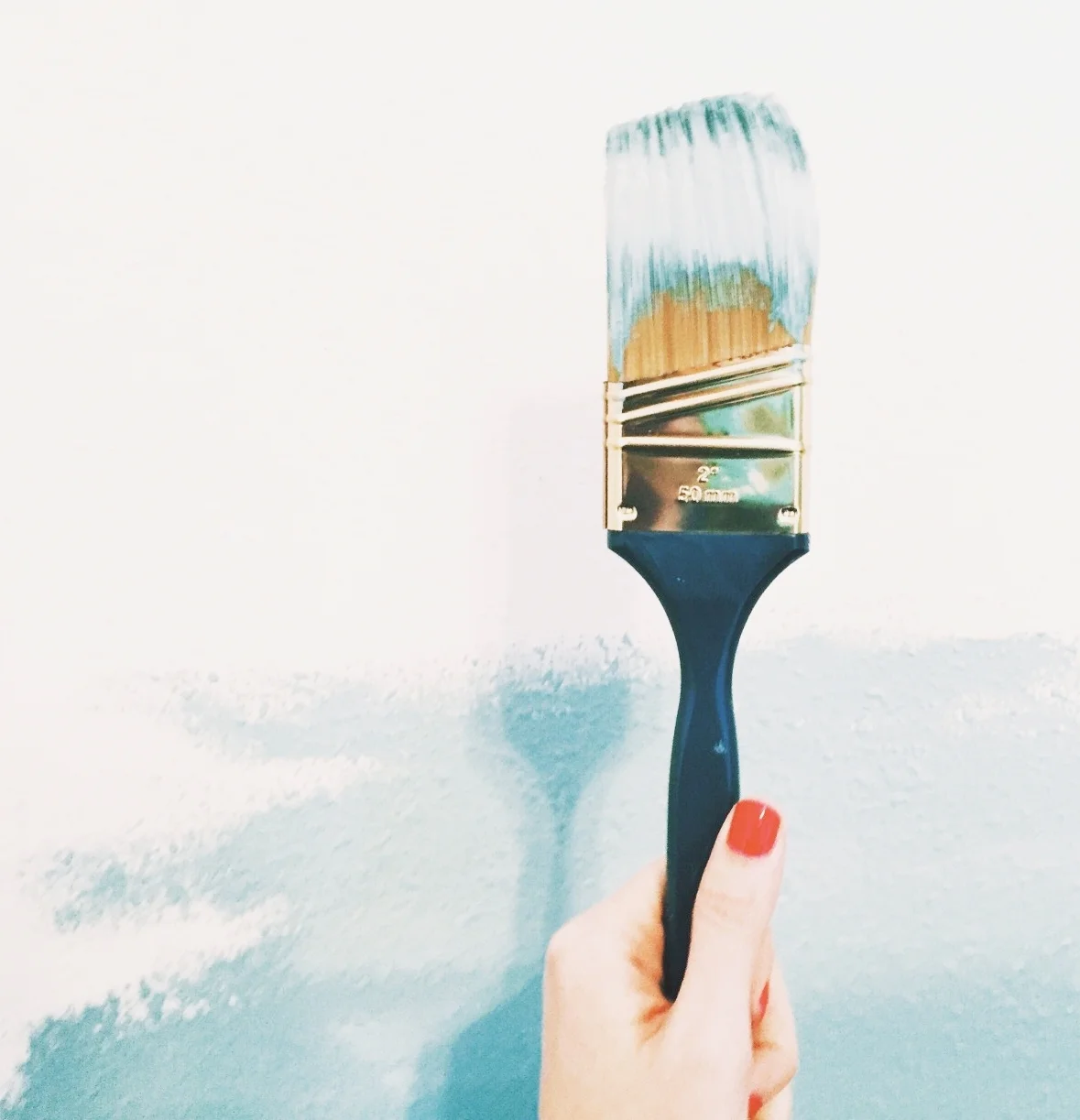 painting-the-wall-in-style_t20_wallVr.jpg