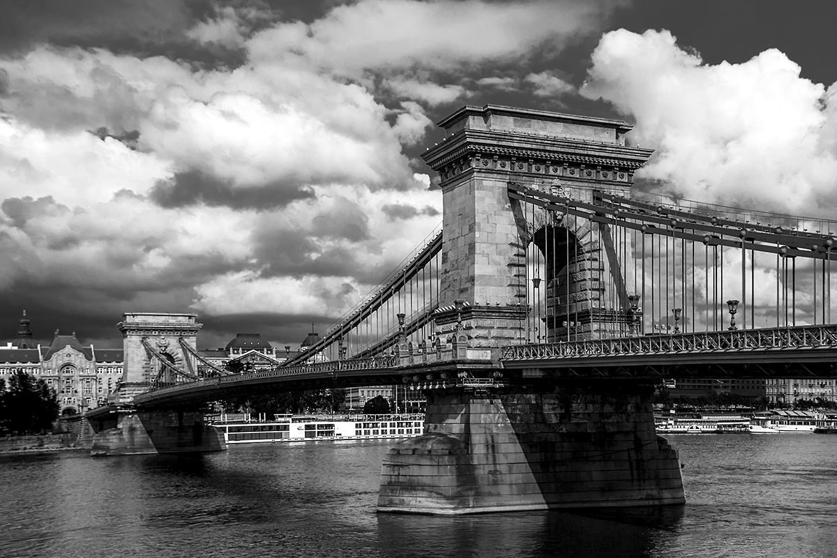 32_IMG_2153_B&W.png