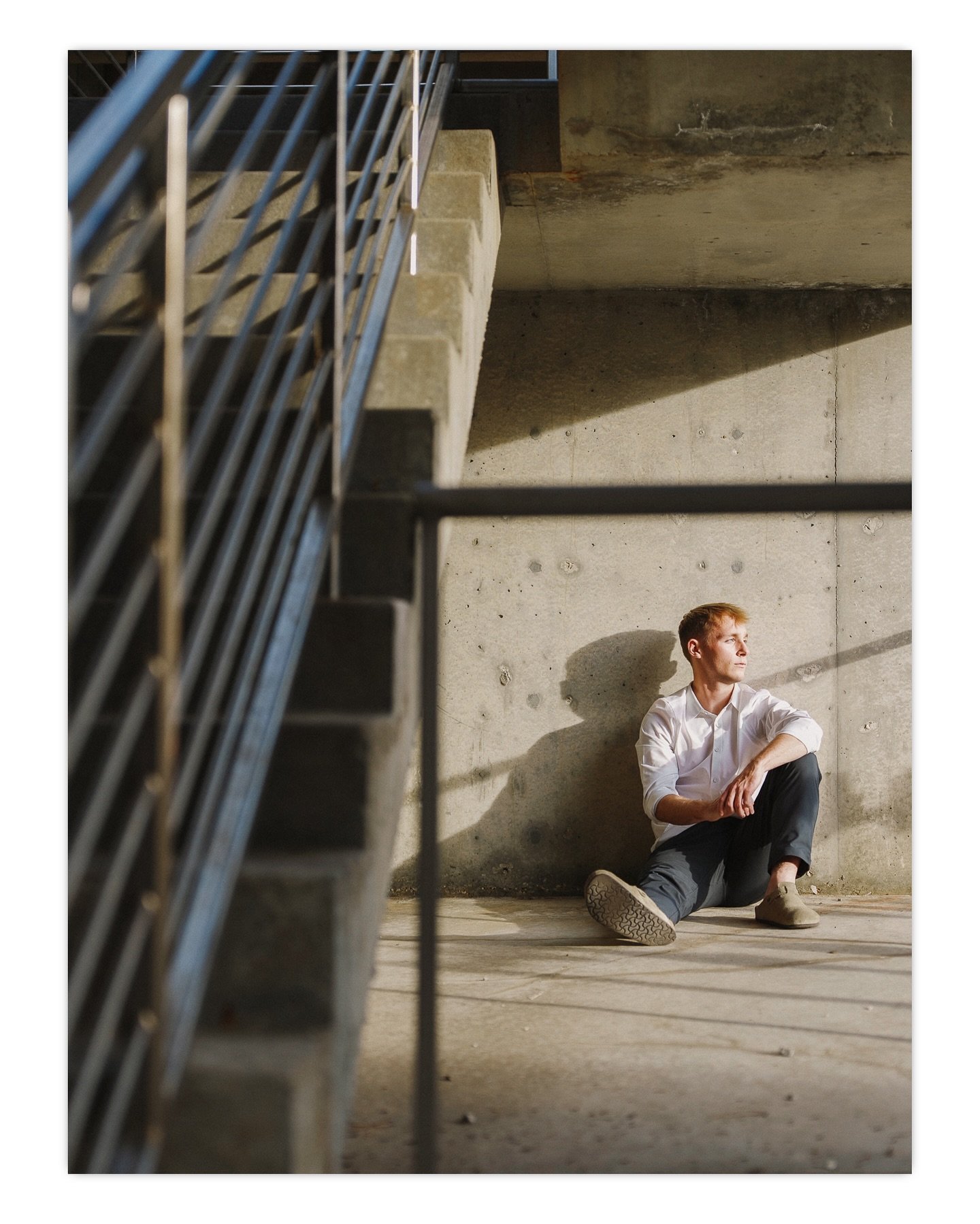 Kicked off the spring season a while back with this senior session for Caden&mdash;caught the first blooms of the year and couldn&rsquo;t have asked for better weather.

Quick, easygoing shoot with great light and a solid dude headed off for great th