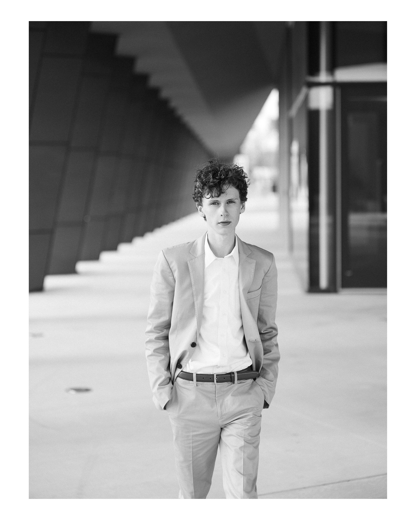 It&rsquo;s been a busy stretch lately&mdash;I&rsquo;ve been out on the road with a handful of shoots I&rsquo;m excited to share soon. But for now, here&rsquo;s a recent senior session worth slowing down for ✨ 

This guy just graduated last week, and 