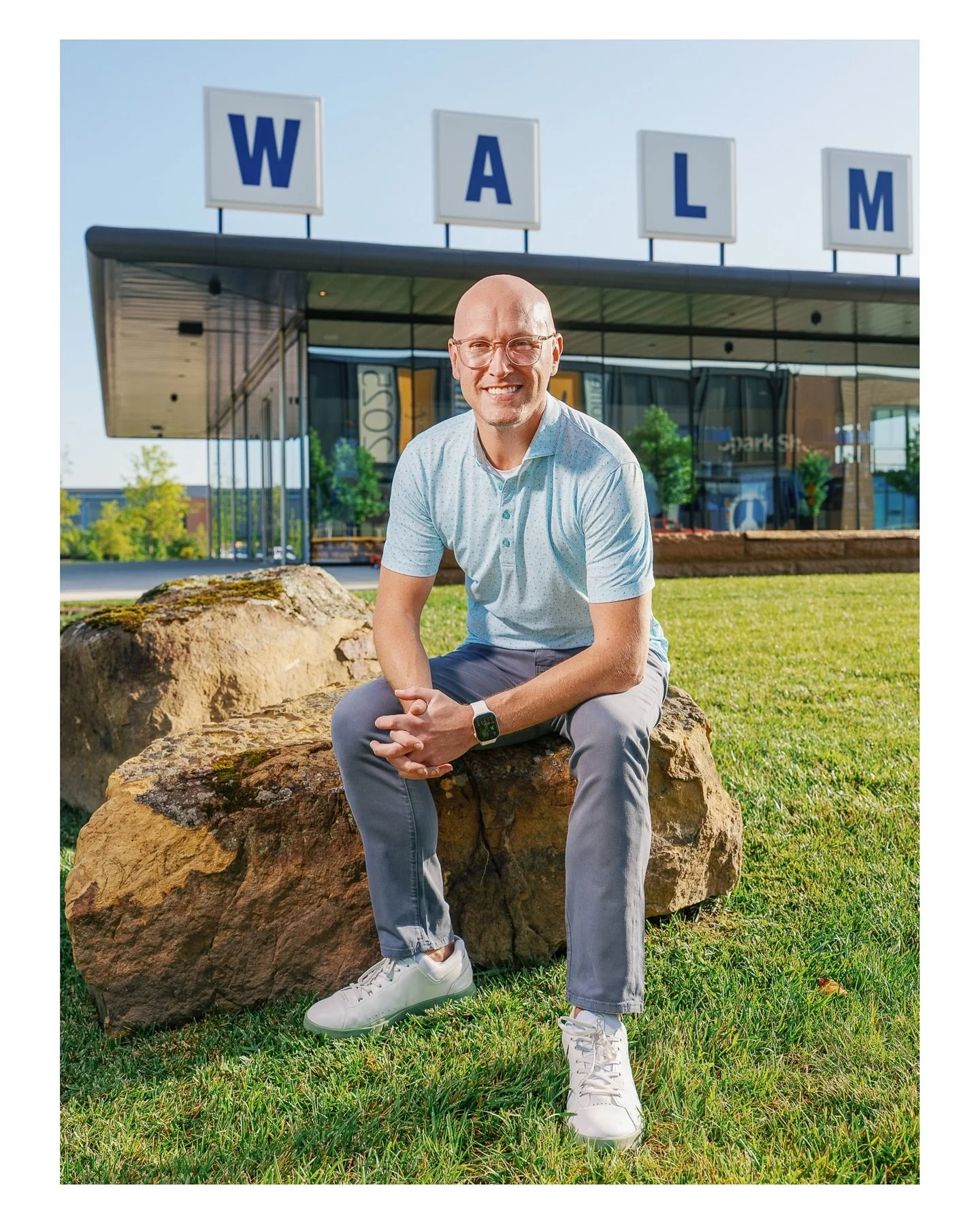 Mini personal branding session at Walmart&rsquo;s new home office campus 👌

Having spent years working in Walmart marketing, I have to say &mdash; the new space is seriously impressive, and yes, I&rsquo;m more than a bit jealous (my office floor was