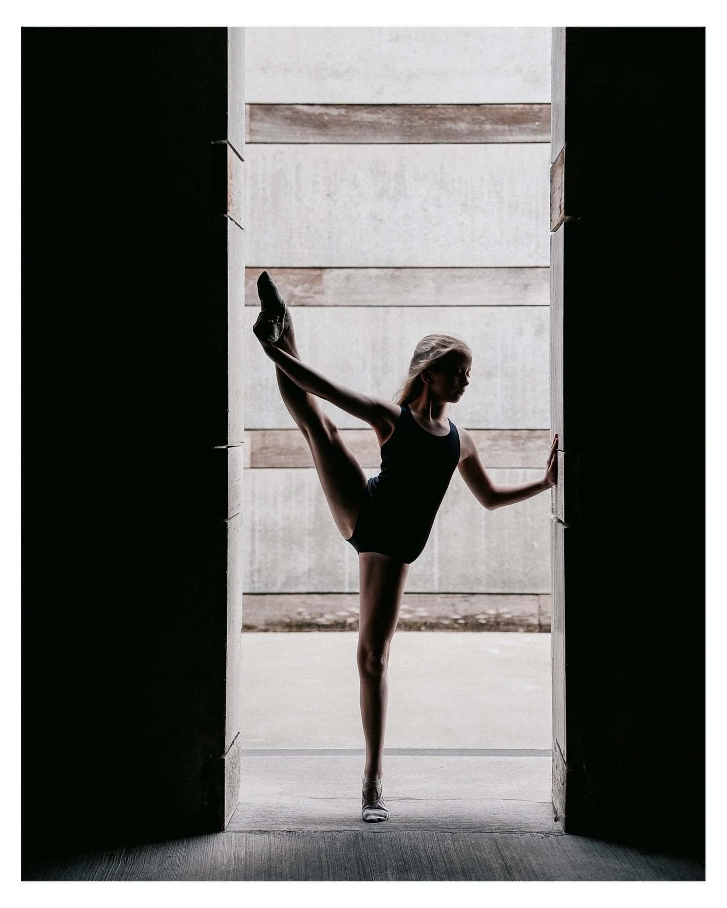 Dance portraits aren&rsquo;t something I shoot all the time, but I always enjoy the challenge when I do. Capturing motion and timing is such a different puzzle than my usual portrait work.

This session was extra fun because it was with the talented 