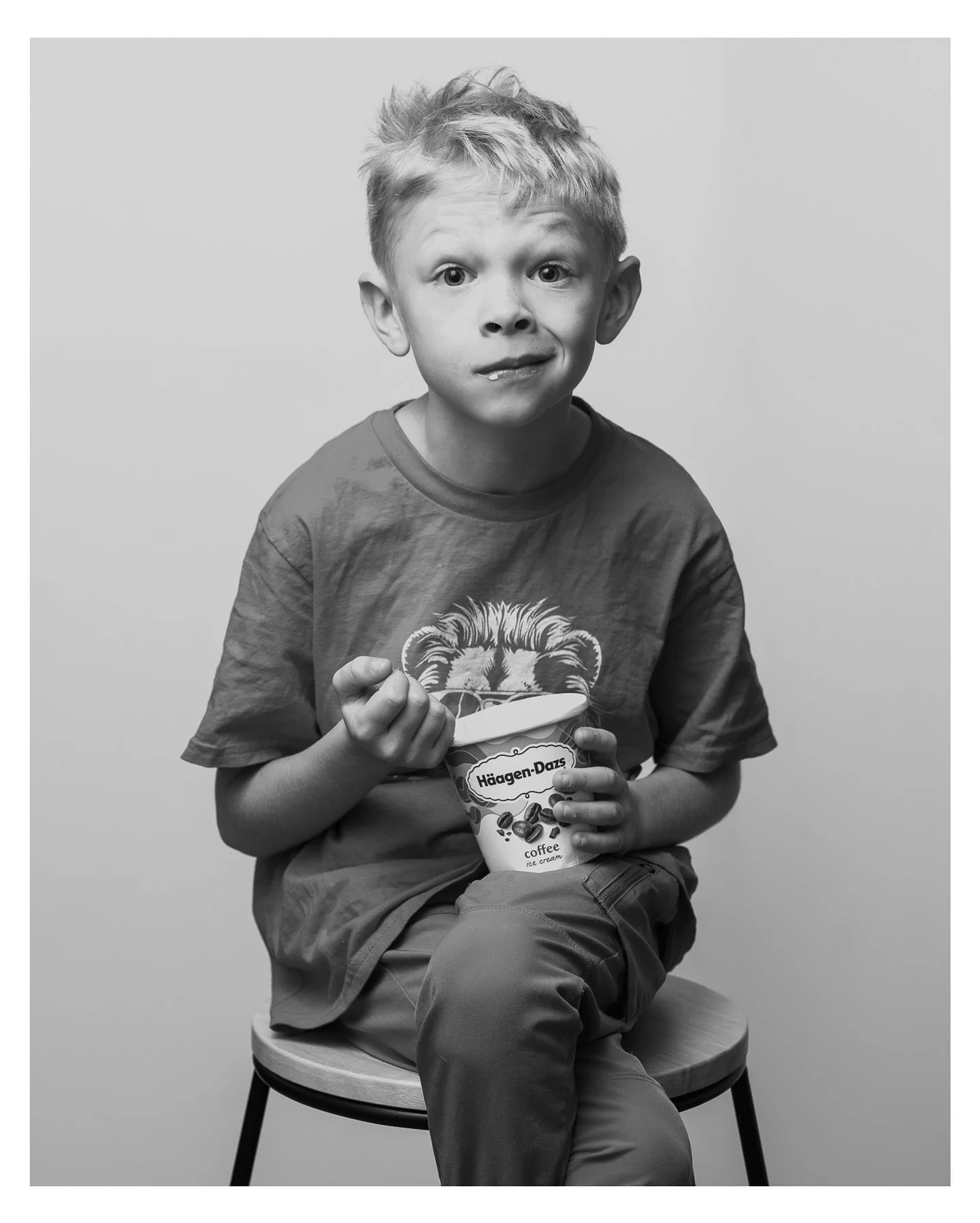 Every once in a while I pull Teddy into the studio as my &ldquo;lighting consultant.&rdquo;
His feedback this session: &ldquo;Take fewer pictures of me.&rdquo;
Noted.

.
.
.
.
.
#bentonvillephotographer #nwaphotographer #studiophotography #portraitph