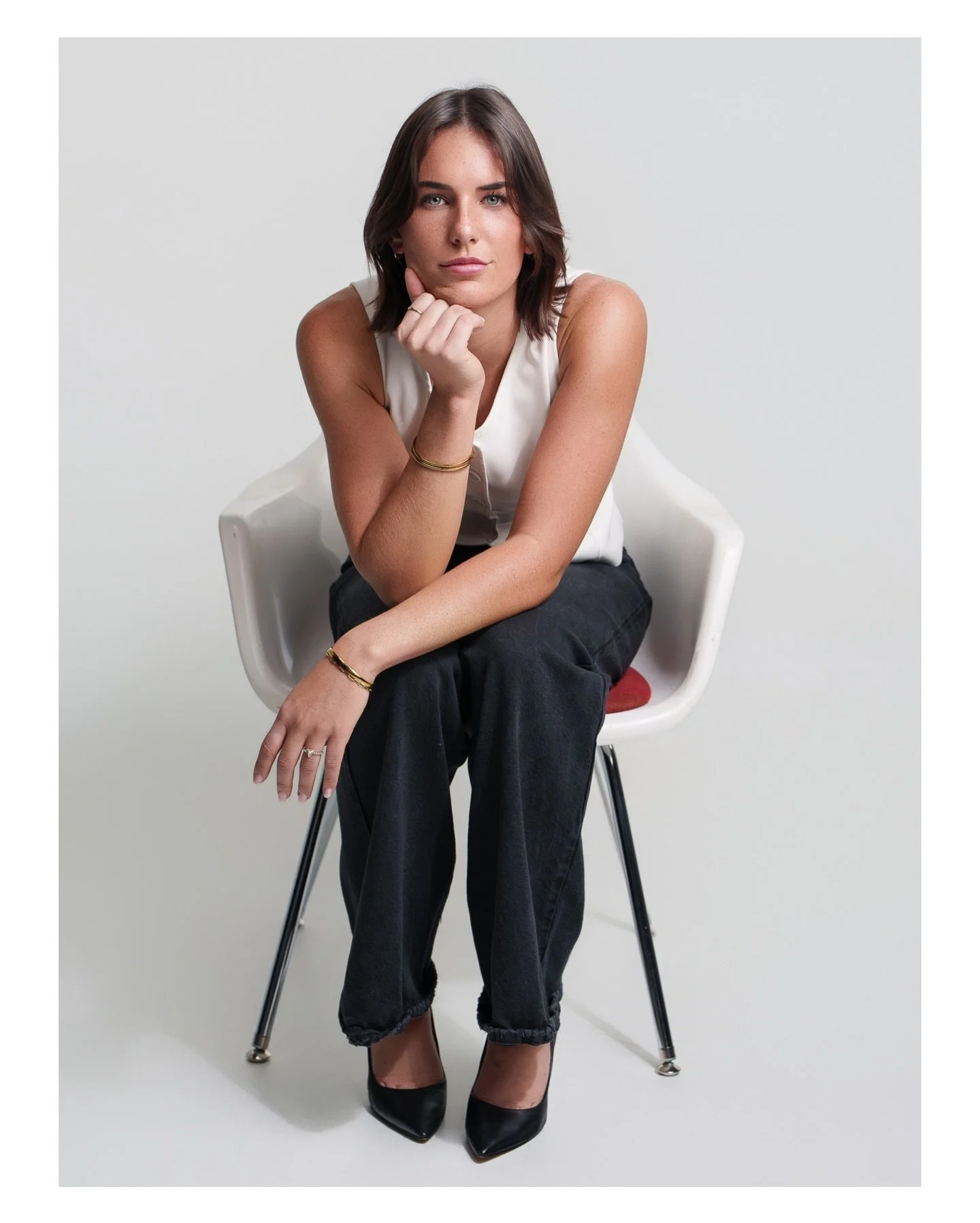 More studio digitals with Meg &mdash; this time a little fashion, a little fitness, all effortless ✨

For @avamgmt 

#ModelDigitals #nwaphotographer #StudioPortraits #AVAModels #FashionAndFitness