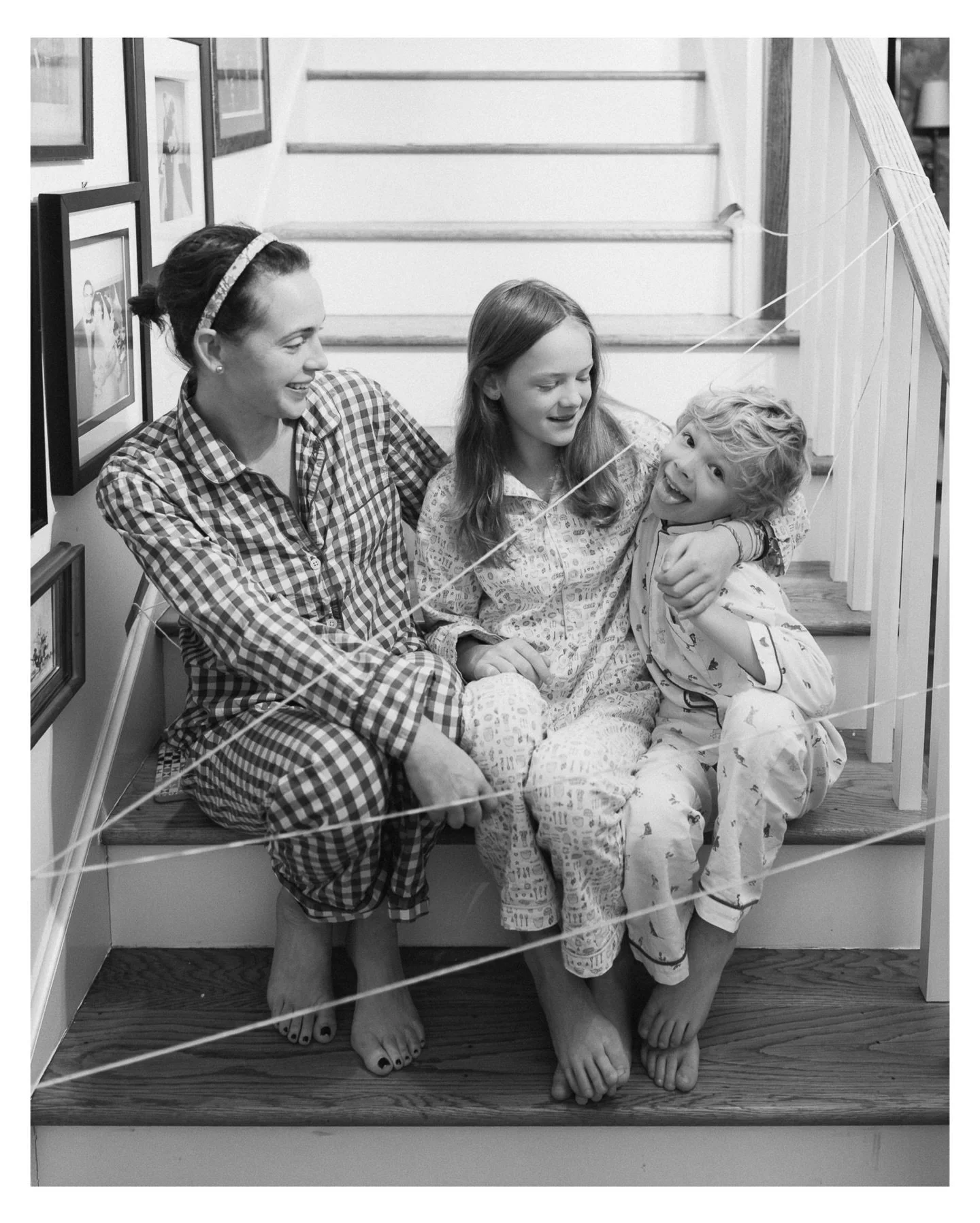 🎄 Early &ldquo;Christmas&rdquo; morn stair pic at the Bloodworth house today ✨ And Santa actually made it this time 😅 You may or may not remember last year when the kids tried to catch Santa, no presents were &ldquo;delivered&rdquo;, and it was a v