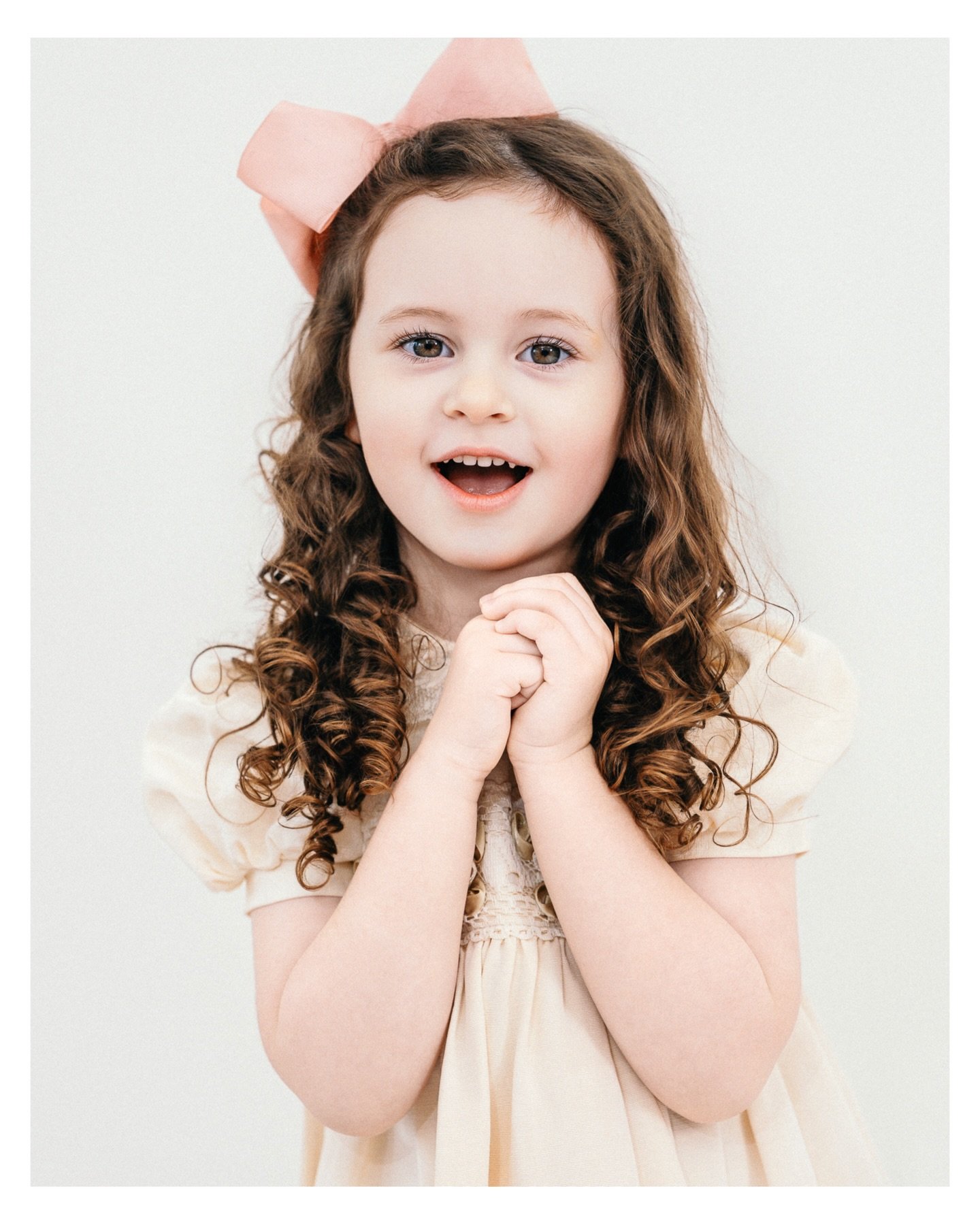 Ok, everyone back to work! 😅 But in the meantime check out this sweet personality portrait sesh ✨ 

.
.
.
.
.
#bentonvillephotographer #nwaphotographer #personalityportraits #childportraits #familyphotography