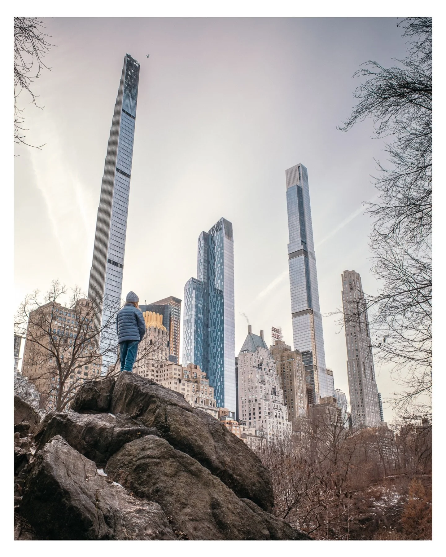 New York: Day 2 ✨ an urban sunrise / Central Park / Egyptian exhibit at The Met (our kids especially love Egyptian mythology) / carriage ride / kids&rsquo; first subway experience / a bit of shopping / Birdland Jazz Club

Thoughts: 

1) Our carriage 