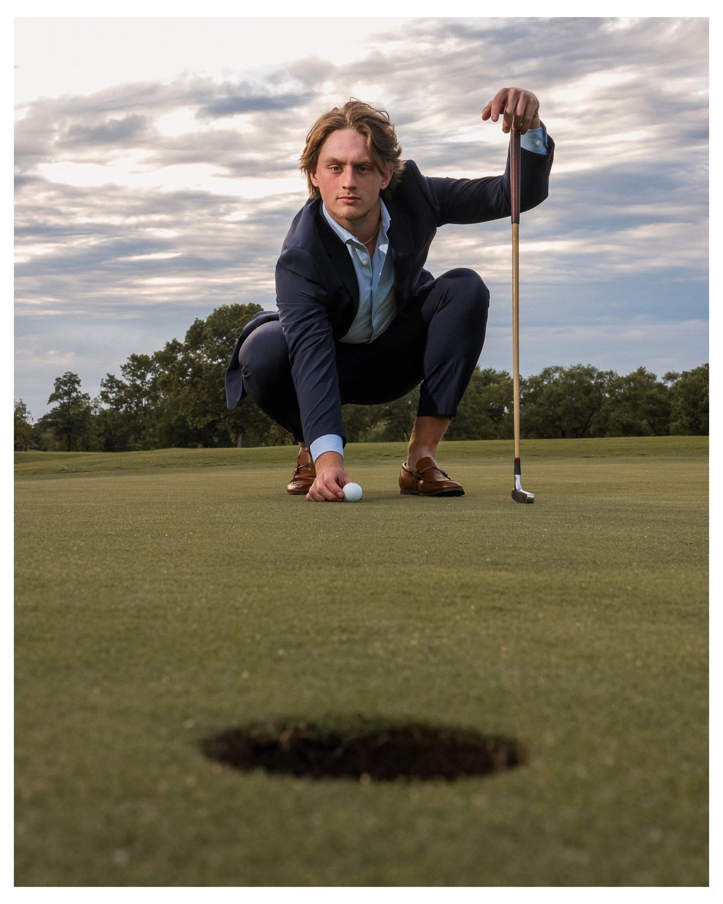 When a senior sesh gives me an excuse to hang on the golf course ⛳️ 😎. 

Some of my client&rsquo;s favs from their recent session.

.
.
.
.
.
#sportraits #classof2026 #seniorpictures #nwaphotographer #bentonvillephotographer