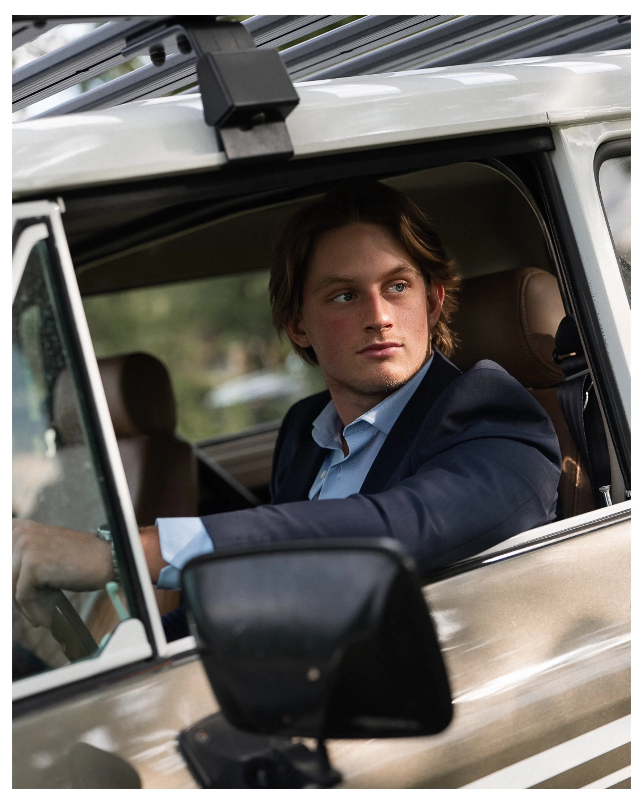A few more of Nicholas&rsquo; fav snaps from his recent senior sesh ✨ And dang am I envious of this old school Scout they restored that we served as our backdrop!

.
.
.
.
.
#classof2026 #seniorphotos #nwaphotographer #bentonvillephotographer #nwarka