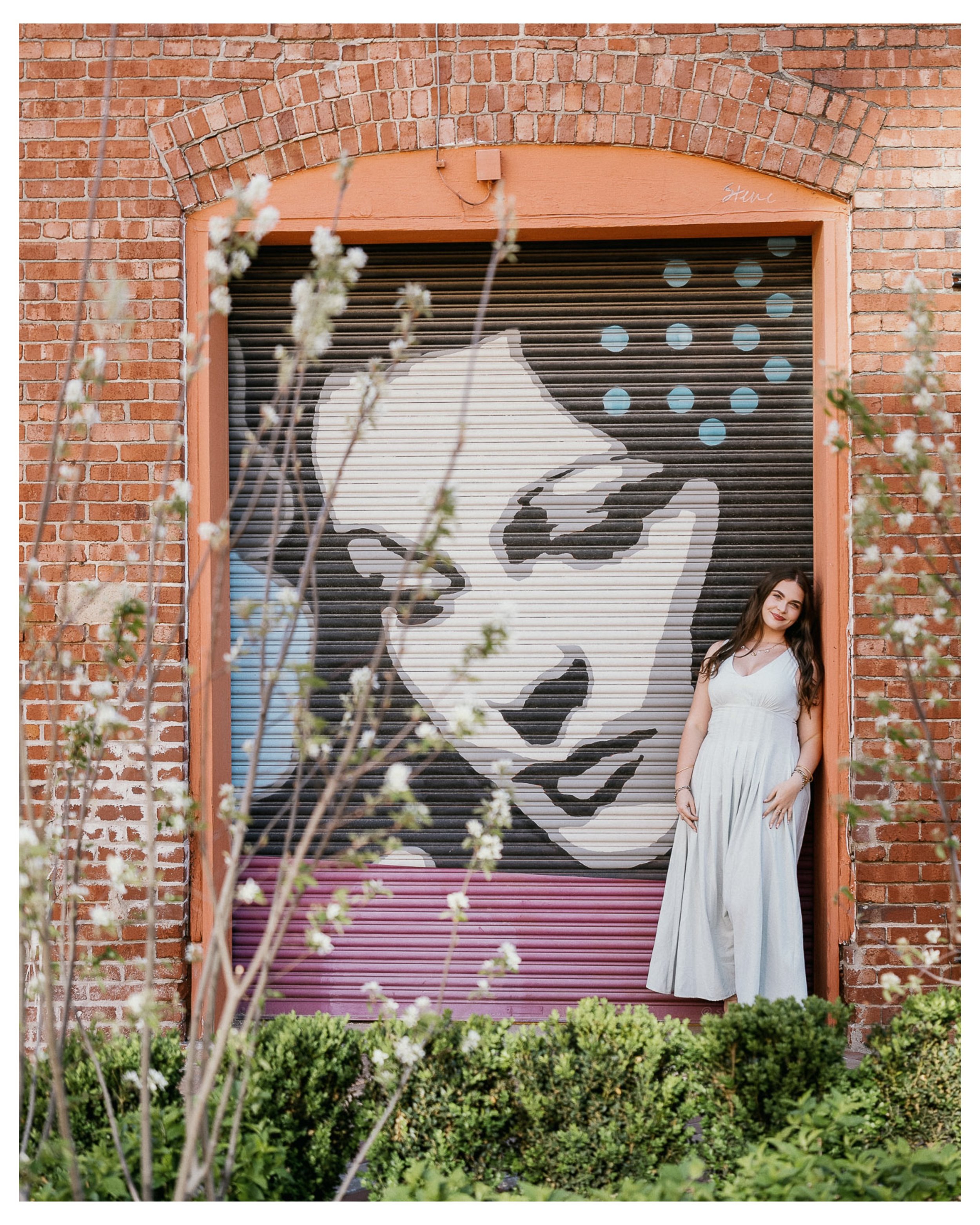 Would you believe I still have a few more senior shoots ahead on the books this late in May? Almost ready to close out the season, but in the meantime here are a few of Ava&rsquo;s favs from her recent senior sesh ✨

#seniormuse #classof2026 #nwaphot