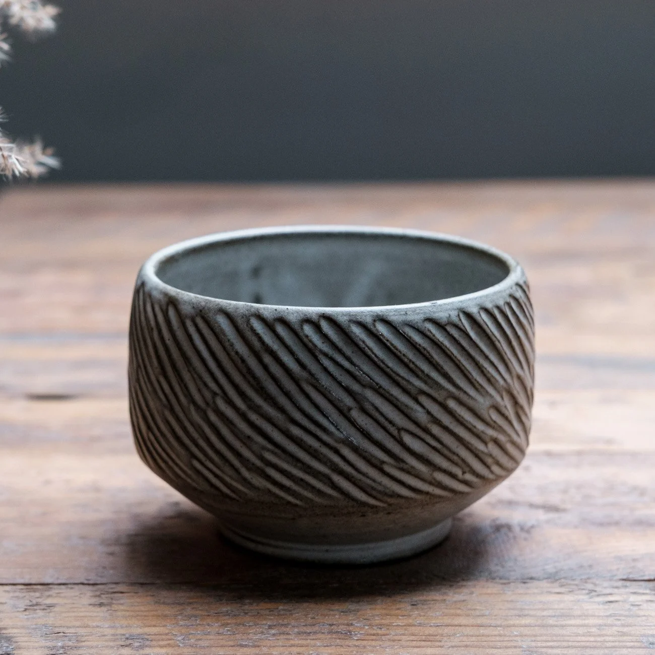SATIN WHITE (on grey stoneware)
