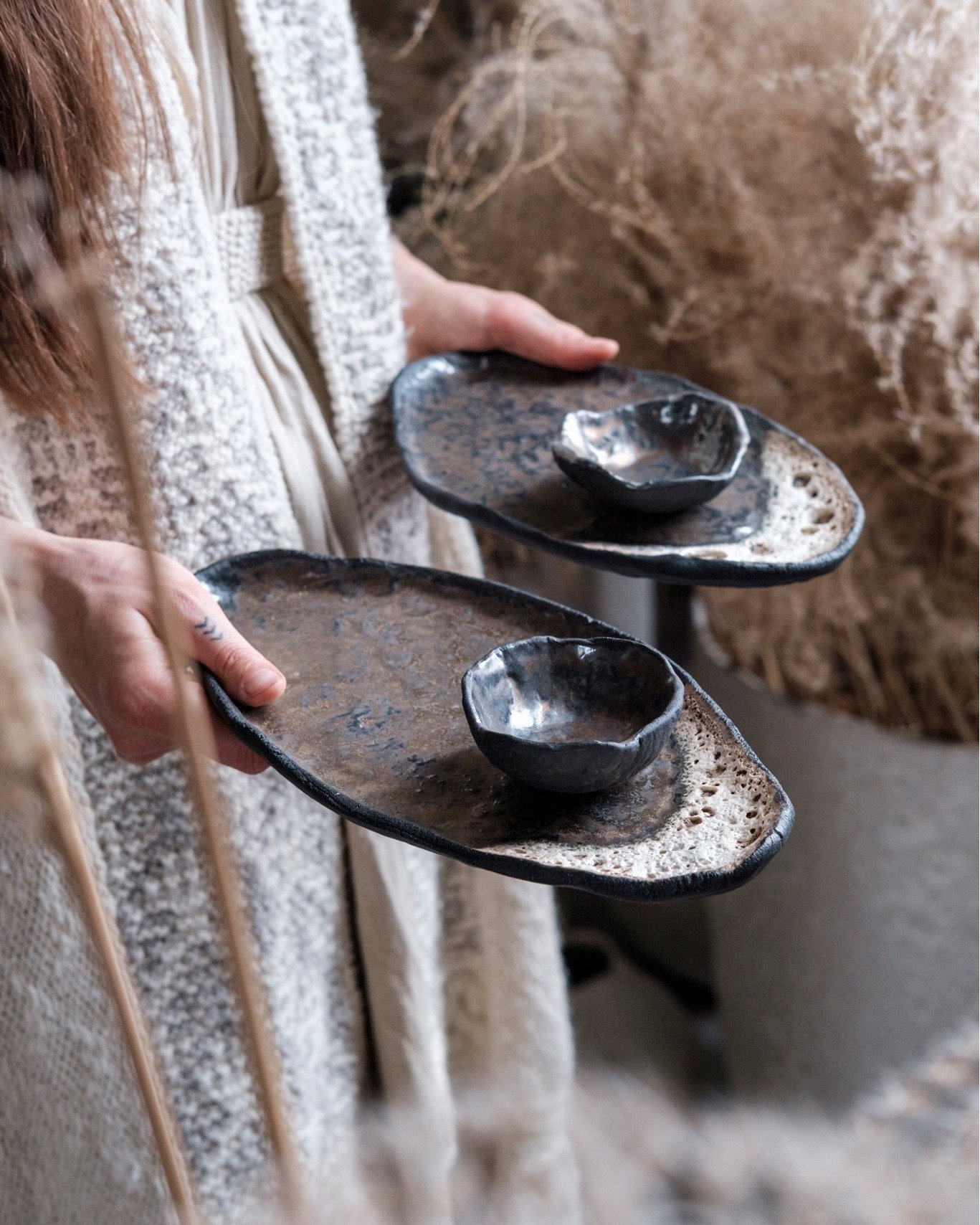 For the past twelve years, special-effect glazes have been one of my deepest curiosities in ceramics &mdash; metallic surfaces that shimmer like forged metal, crystalline patterns that bloom in the kiln, crackles that open like tiny maps, lava textur