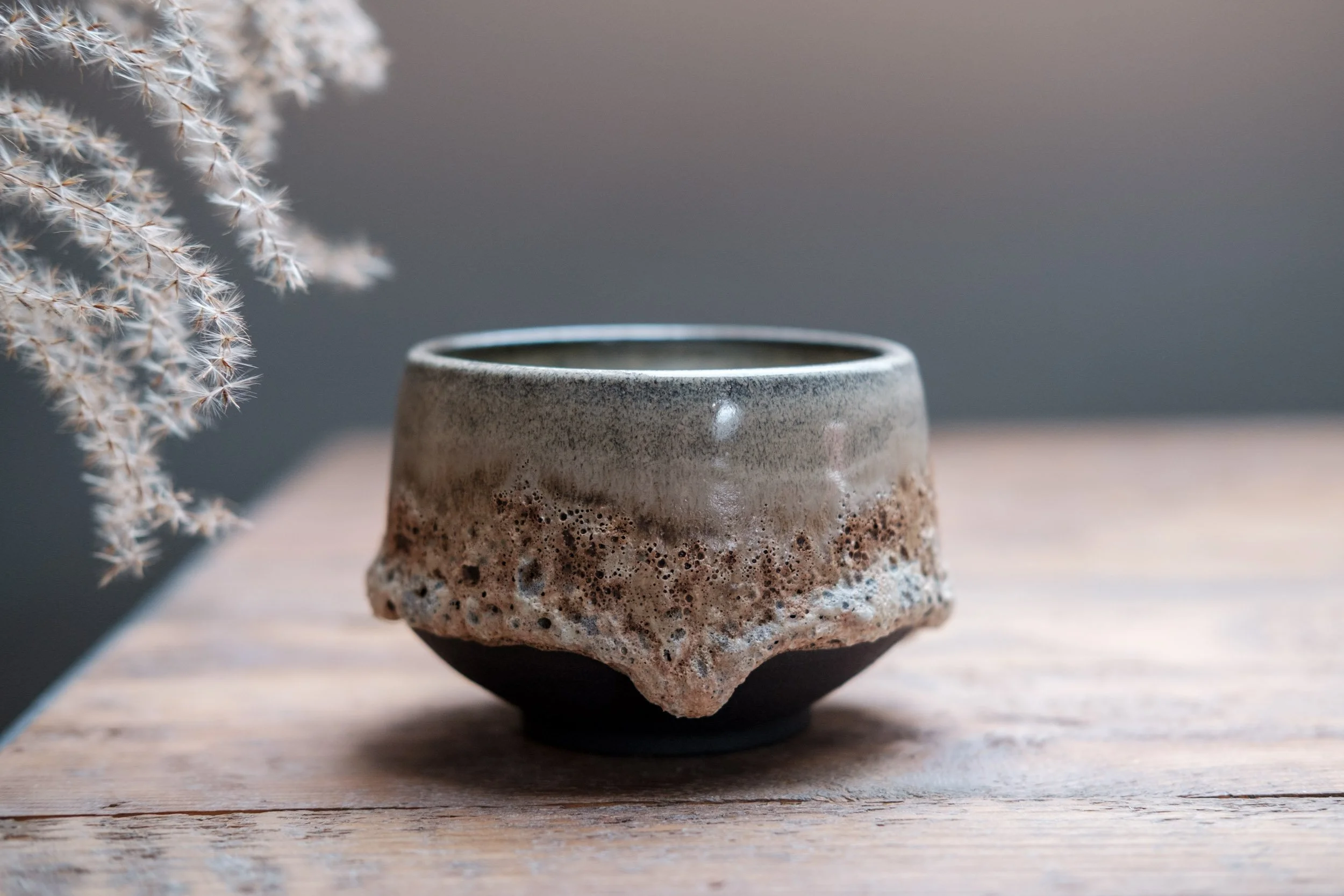 IVORY + ROUGH LAVA (on black sw)