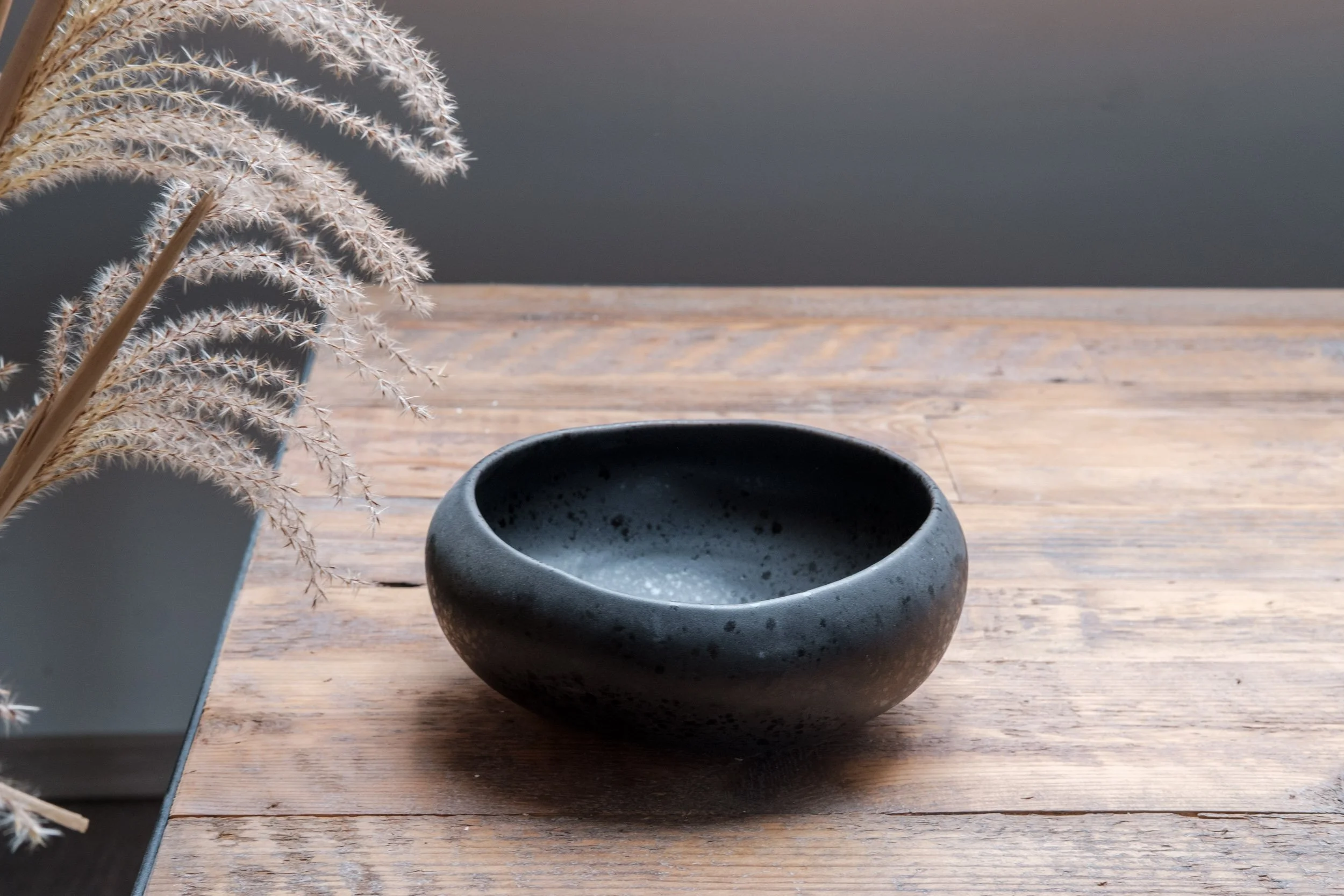 black YUTORI Buddha Bowl