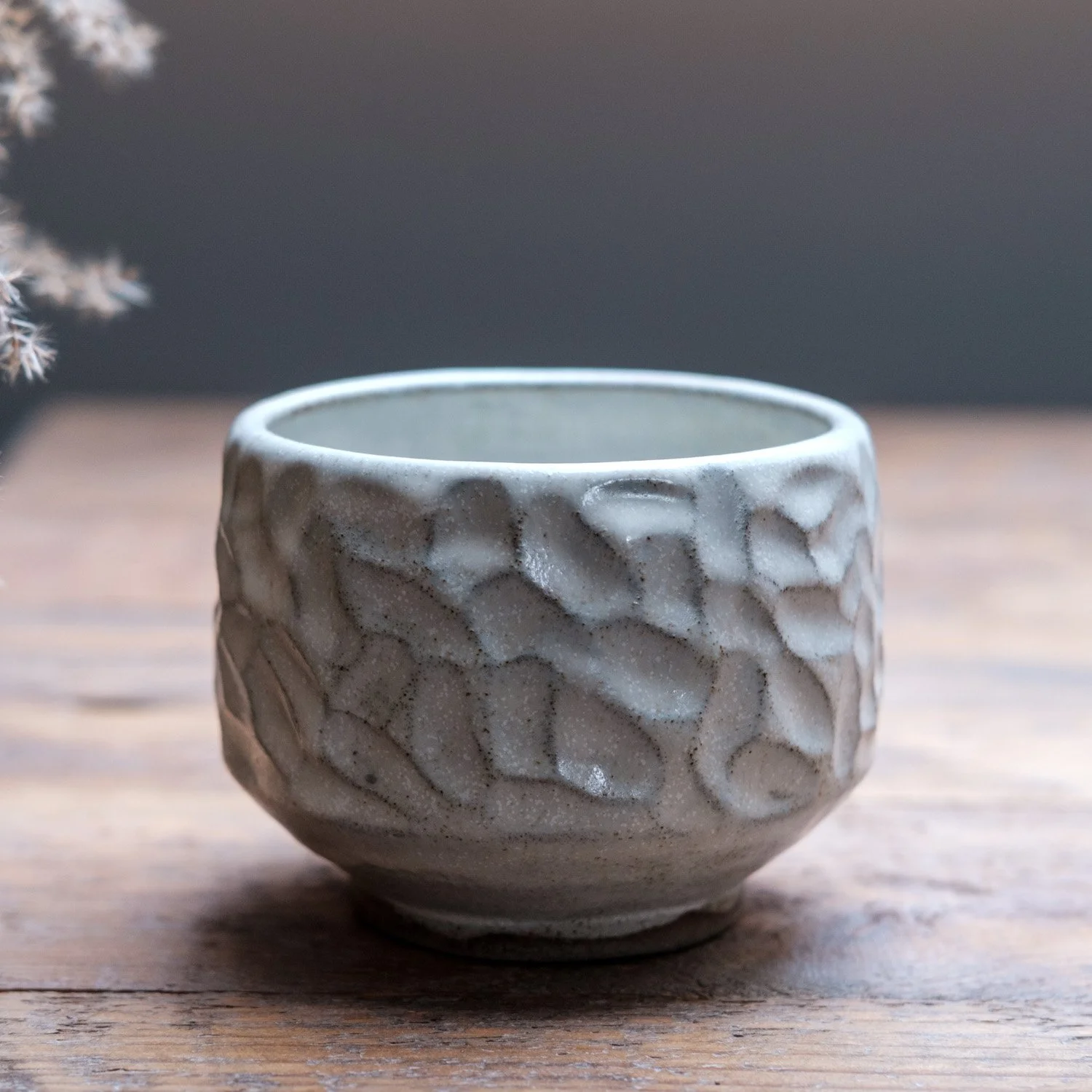 RON CREAM  (on grey stoneware)