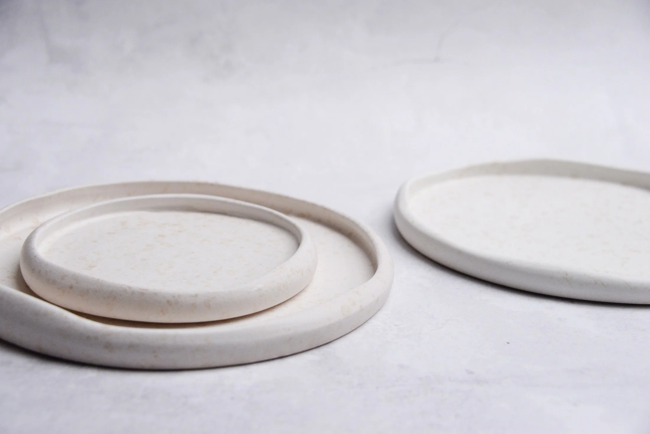YUTORI white plates