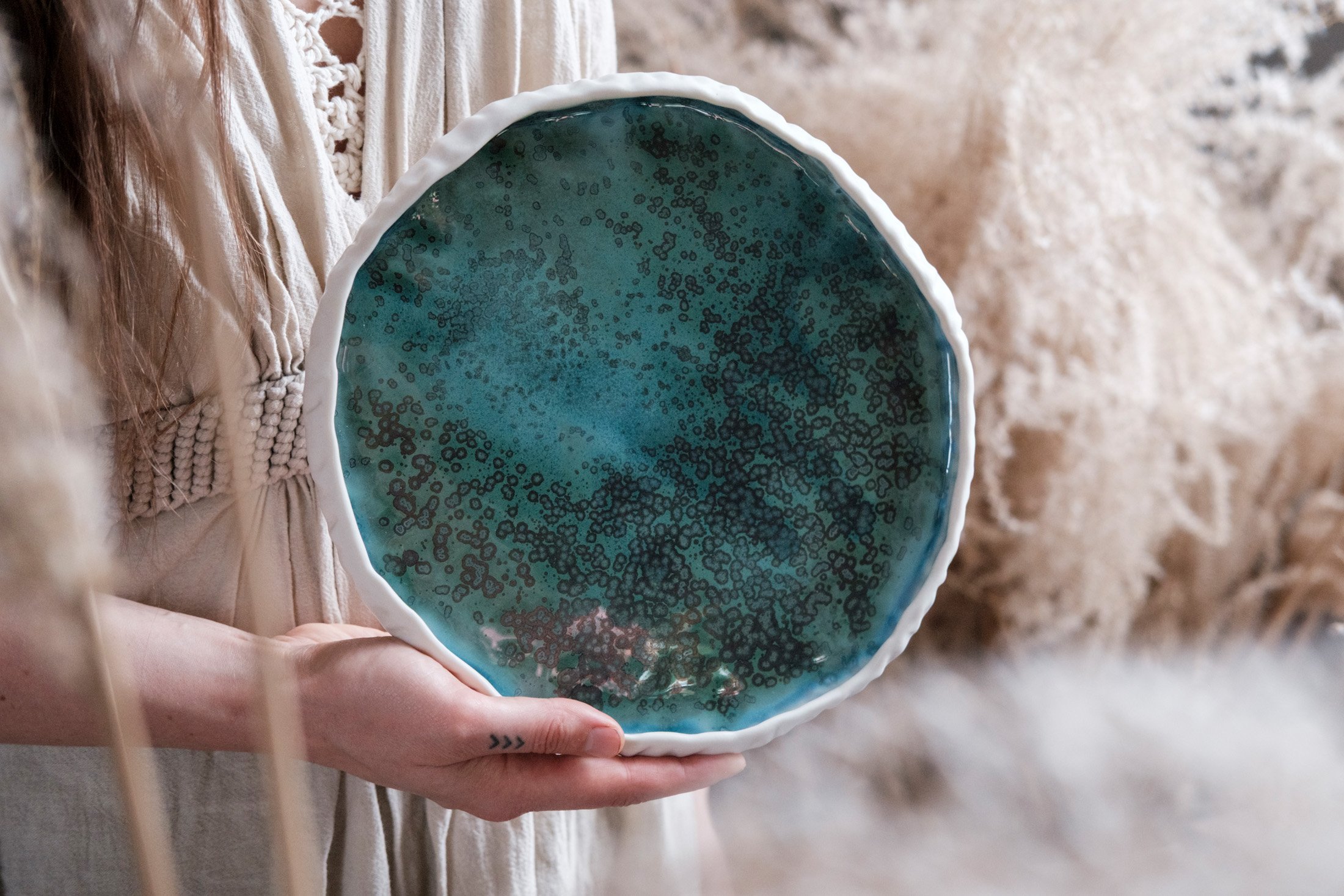 Special-effect glazes like crystalline