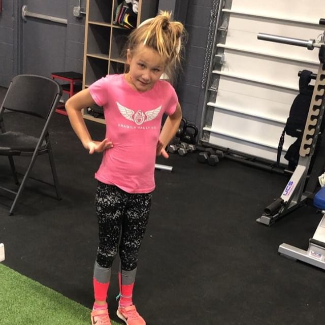 SDVC had this little one working out today on her hurdle mobilities, short run vaults and gymnastics strength moves....Getting ready for the Reno Pole Vault Summit Jan 18-19th you better sign up soon registration is filling up fast!!
@polevaultsummit