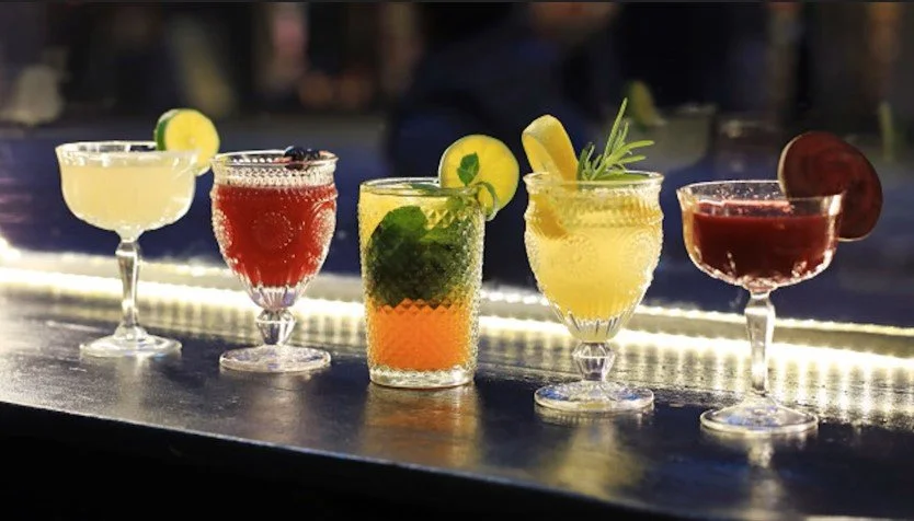 Bar Hire That Brings the Buzz: Elevate the Energy at Your Wedding