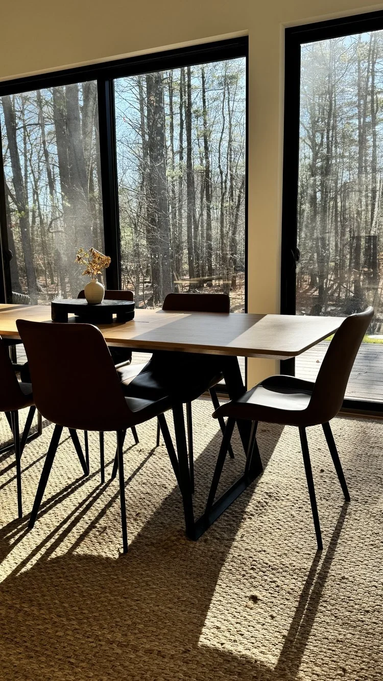 Airbnb Contemporary Cabin in Round Top, NY
