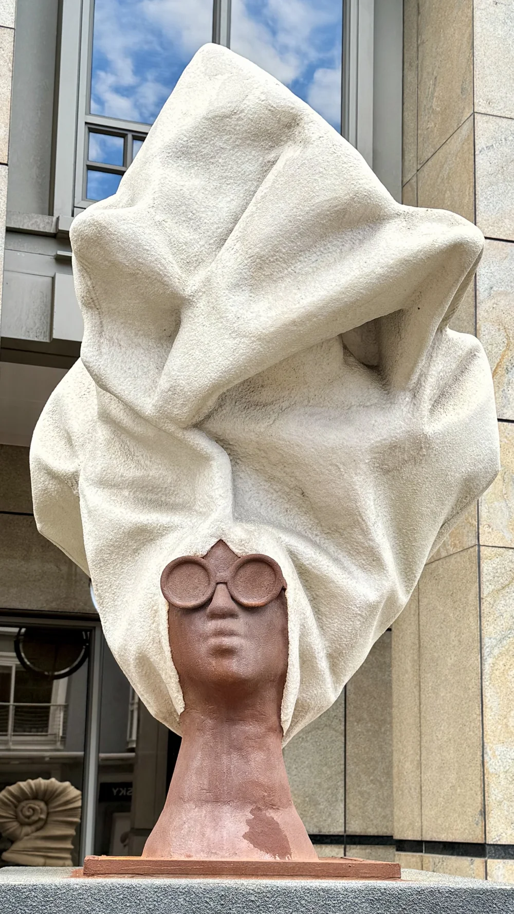 Statue at V&amp;A Waterfront