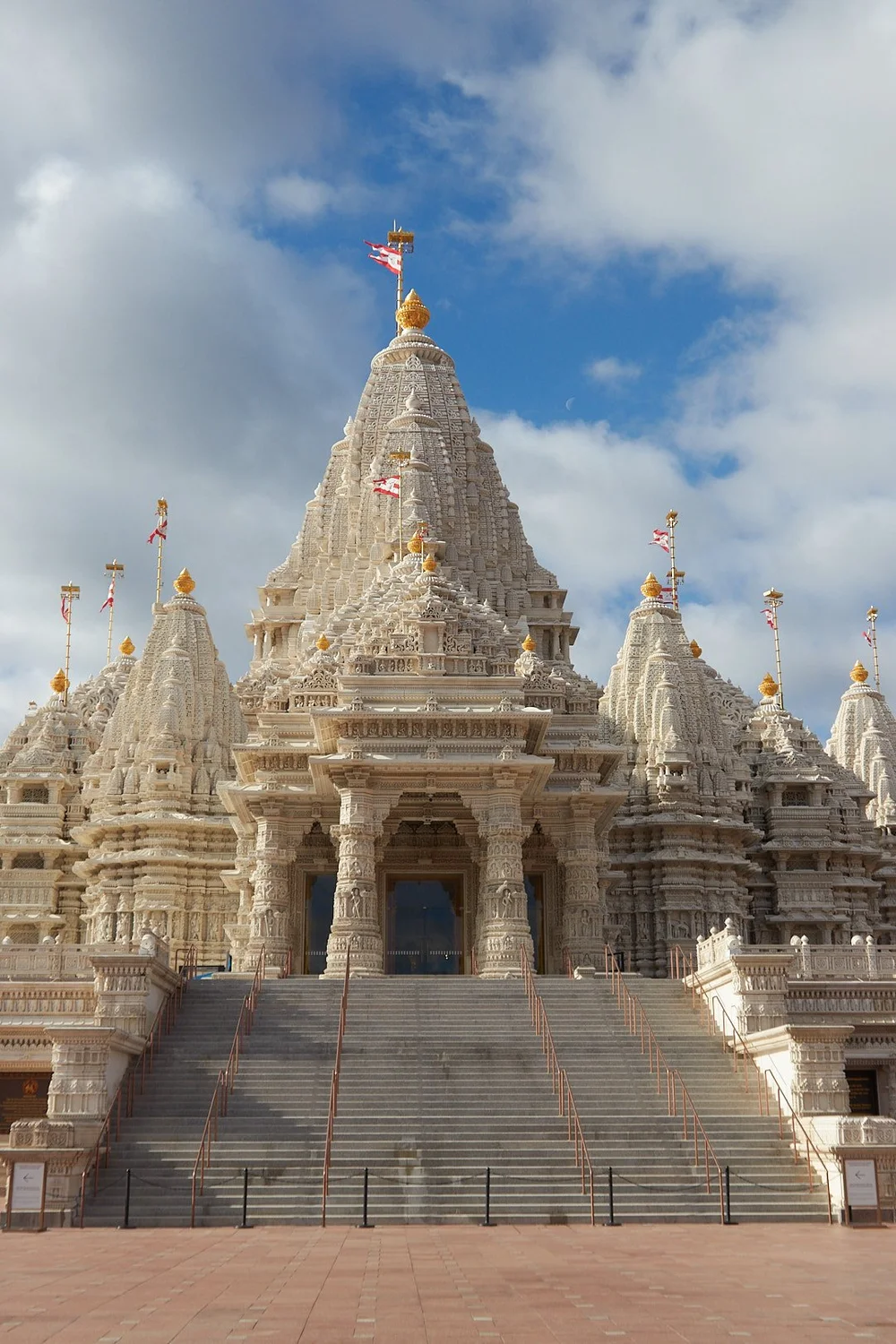 BAPS Shri Swaminarayan Mandir in Robbinsville, NJ