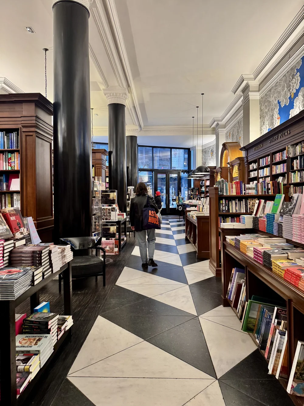 Rizzoli Bookstore 
