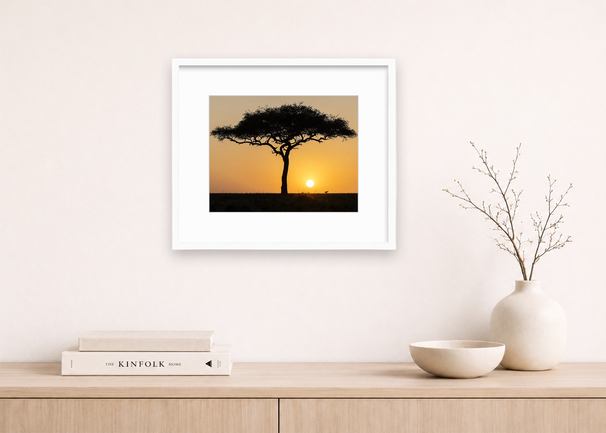 Masa Mara North White Frame Lifestyle Setting.png