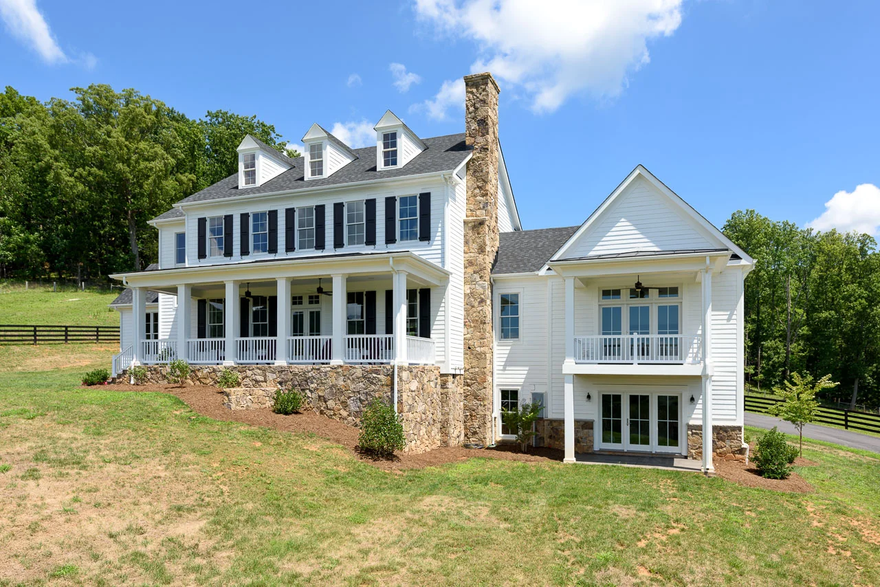 022-MacMillanPaceHOUSE2FRONTweb.jpg