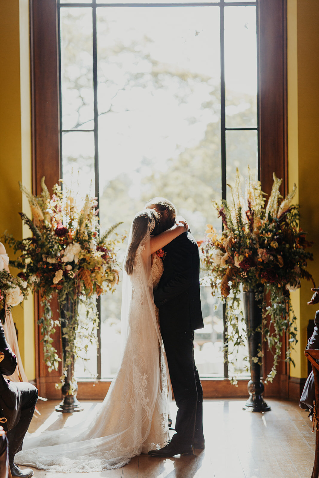Paramour Estate Los Angeles Wedding Hayley + Scott_ Emily Magers Photography-347_websize.jpg