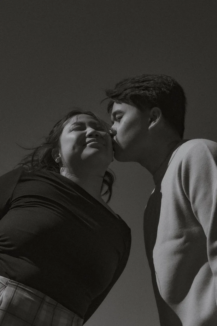 Shoot-Prewed-TrishJames-RiverdalePark-111.jpg