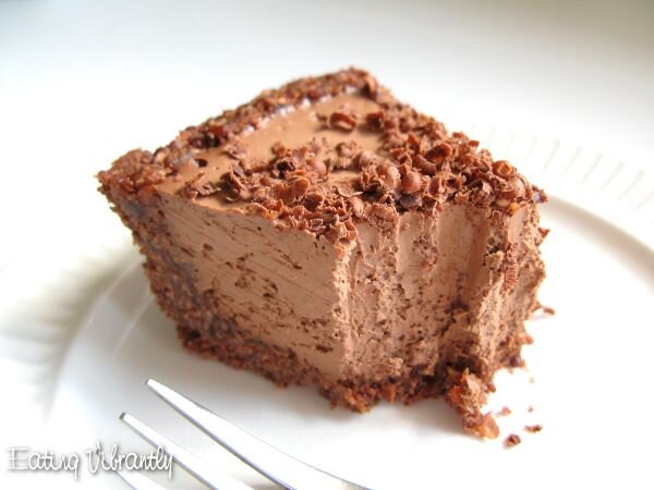 raw-vegan-chocolate-cheesecake-piece_600x450.jpg