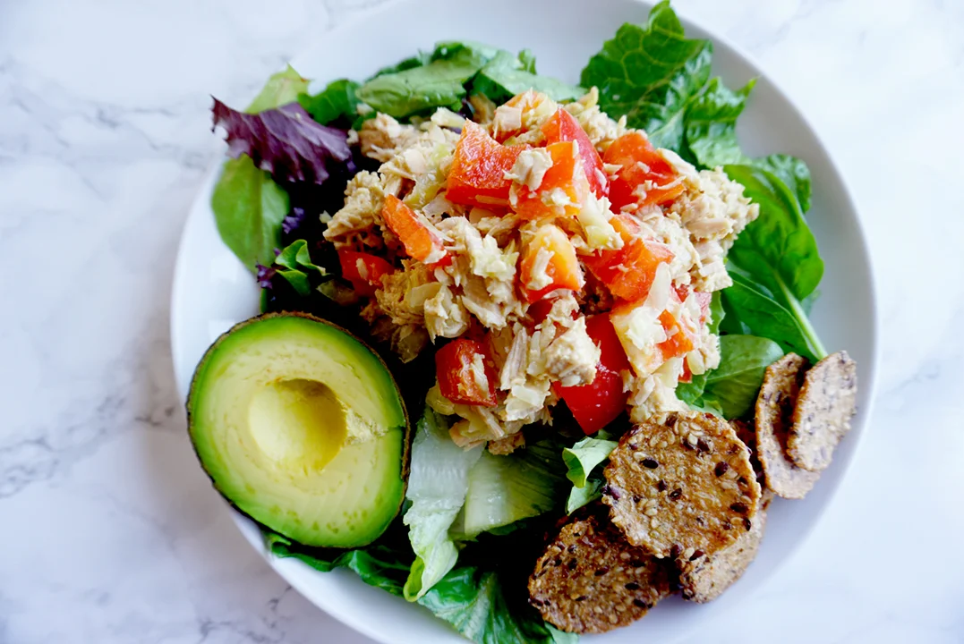 Tuna on Romaine LR.jpg