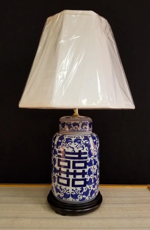 Blue & White Round Jar Lamp