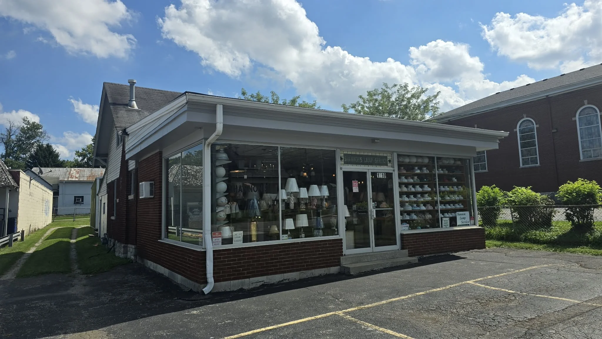 Showroom - Shannon Lamp Service - Lexington, KY