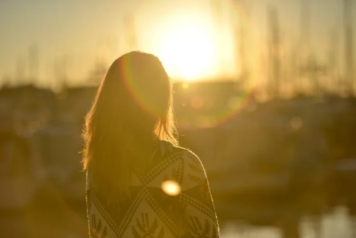 7023c-dawn-sunset-person-woman.jpg