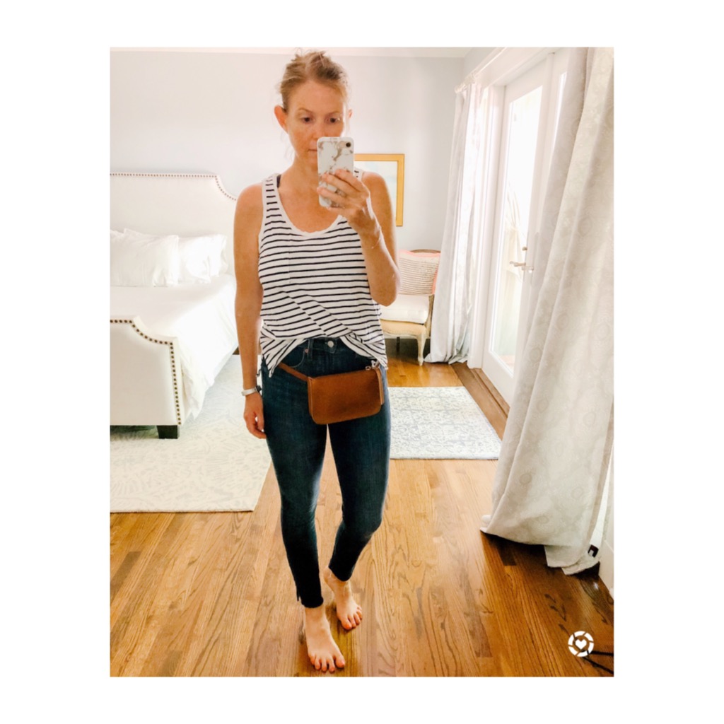      

 
   The belt bag. The clever rebranding of the good old fashioned fanny pack. And I’m totally sold. Not just bc it’s my favorite brand. ⁣ ⁣ It’s great for a hands free way to keep the essentials close. Perfect for moms chasing kids. It also c