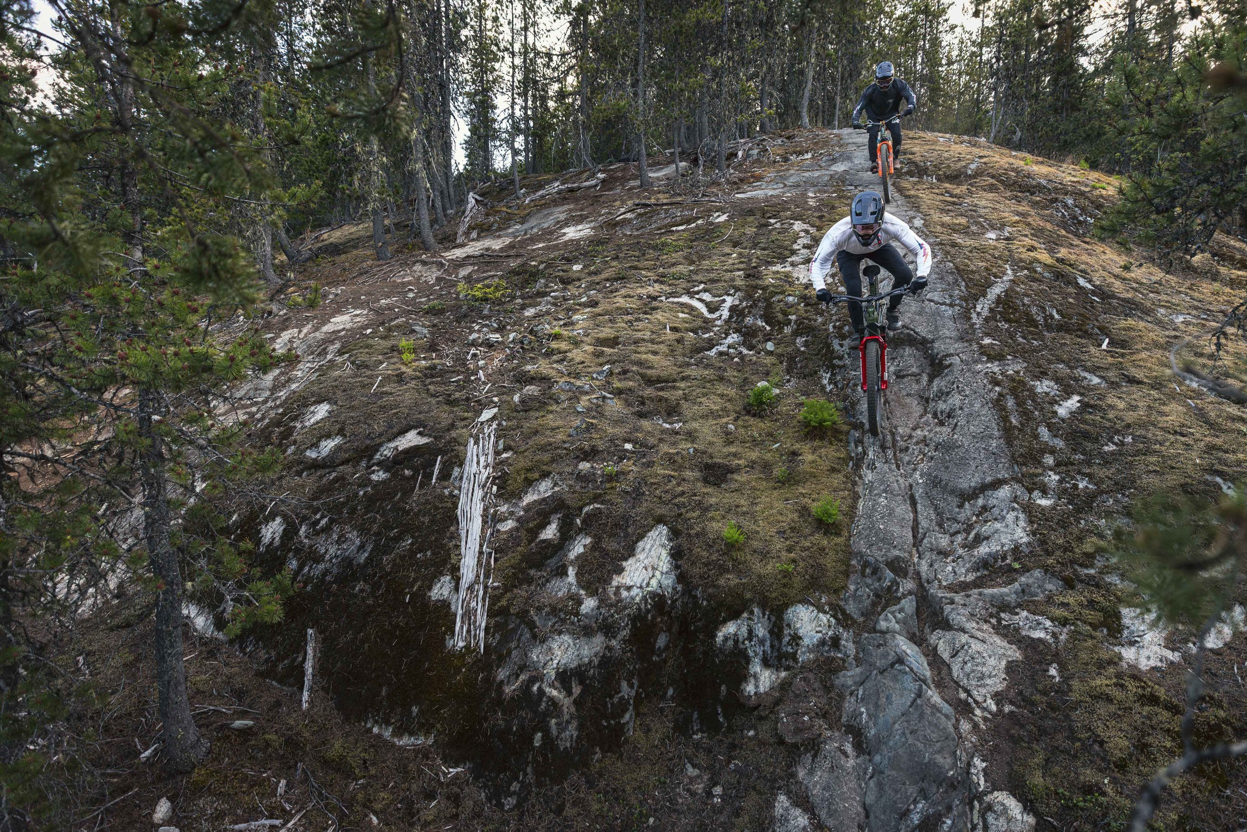 2025 - Devinci - E-Spartan Lite - Liam Wallace LOW RES-2.jpg
