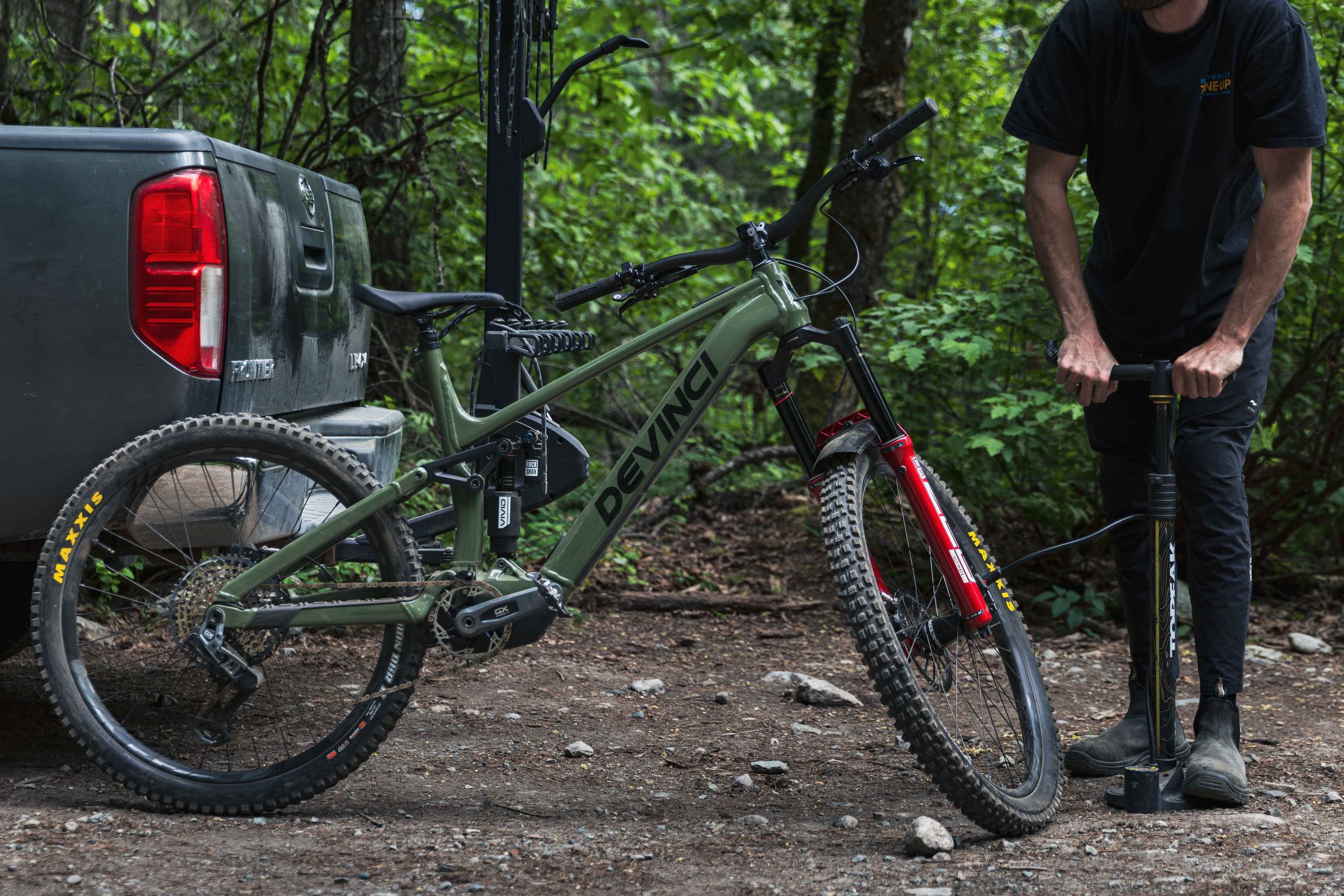 2025 - Devinci - E-Spartan Lite - Liam Wallace LOW RES-6.jpg